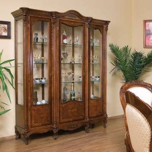 Vitrina cu 3 usi Regallis